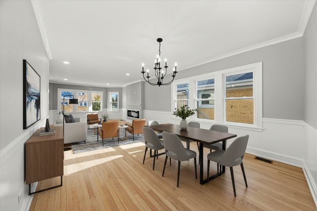 3006 N Sayre Avenue, Chicago, IL 60634