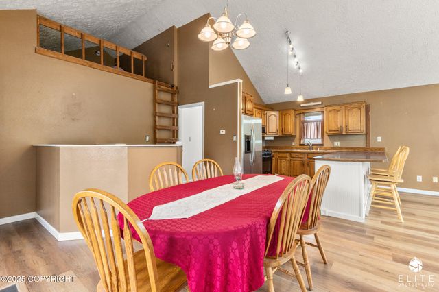 3021 N Arctic Fox Drive, Wasilla, AK 99654