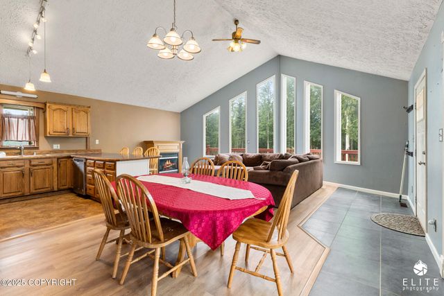 3021 N Arctic Fox Drive, Wasilla, AK 99654