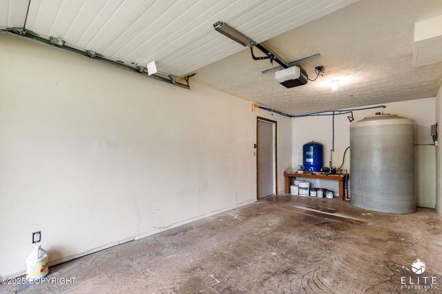 3021 N Arctic Fox Drive, Wasilla, AK 99654
