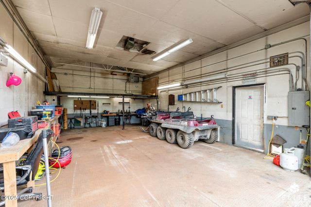 3021 N Arctic Fox Drive, Wasilla, AK 99654