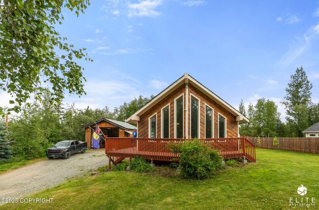 3021 N Arctic Fox Drive, Wasilla, AK 99654