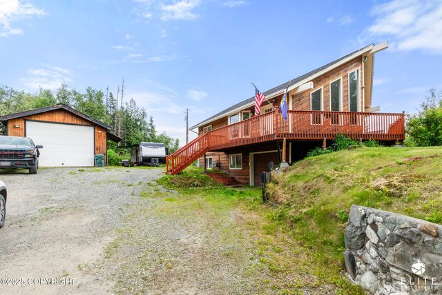 3021 N Arctic Fox Drive, Wasilla, AK 99654