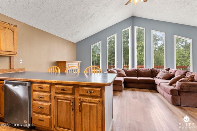 3021 N Arctic Fox Drive, Wasilla, AK 99654
