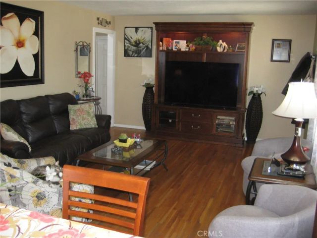 11408 214th, Lakewood, CA 90715