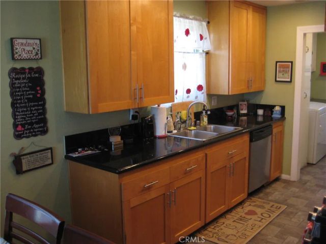 11408 214th, Lakewood, CA 90715