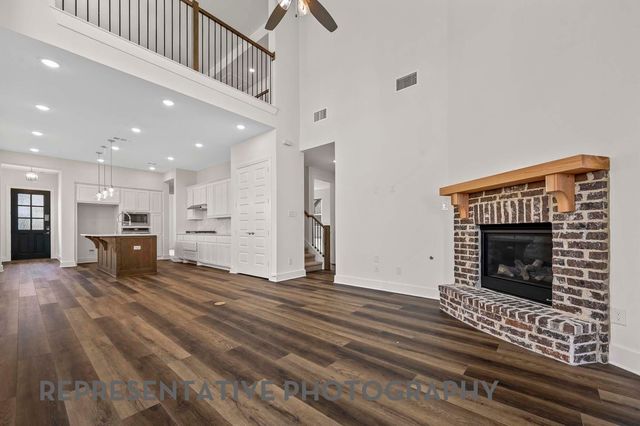 7559 Epiphany Way, Midlothian, TX 76084