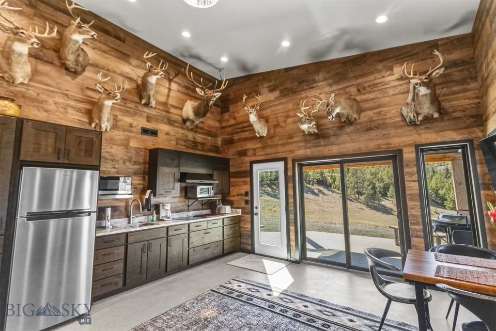 4915 W US Highway 12, Helena, MT 59601 photo 24