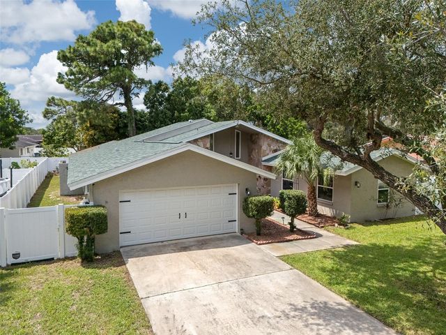 425 WAYFARER COURT, Tarpon Springs, FL 34689