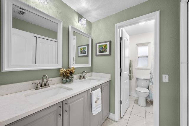 425 WAYFARER COURT, Tarpon Springs, FL 34689