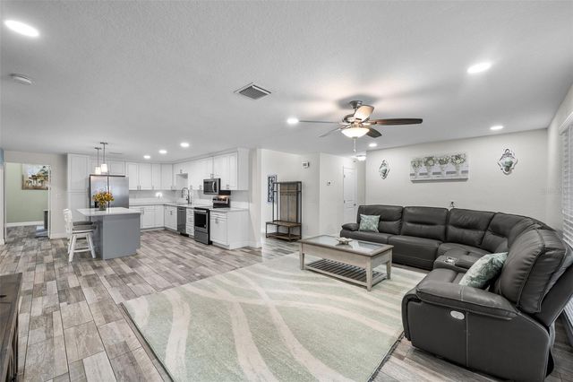 425 WAYFARER COURT, Tarpon Springs, FL 34689