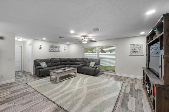 425 WAYFARER COURT, Tarpon Springs, FL 34689