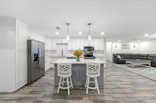 425 WAYFARER COURT, Tarpon Springs, FL 34689