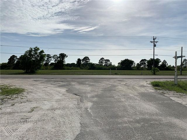 3728 Burnt Store RD N, Cape Coral, FL 33993