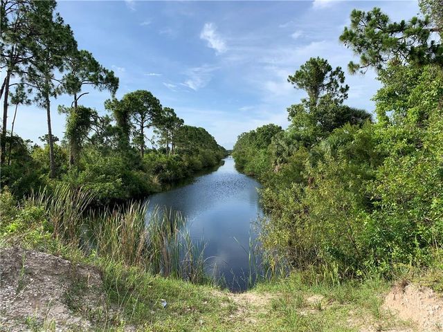 3728 Burnt Store RD N, Cape Coral, FL 33993