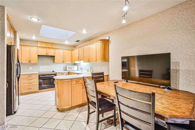 6969 Grassy Knoll Street, Las Vegas, NV 89147