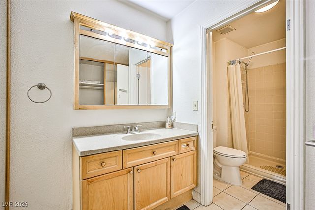 6969 Grassy Knoll Street, Las Vegas, NV 89147