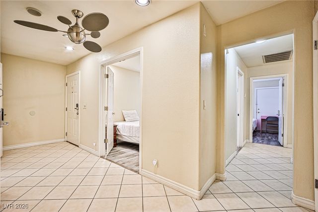 6969 Grassy Knoll Street, Las Vegas, NV 89147