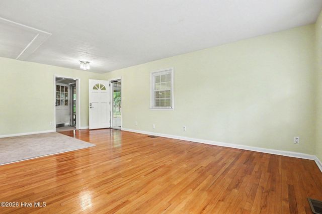 645 N Page Street, Southern Pines, NC 28387