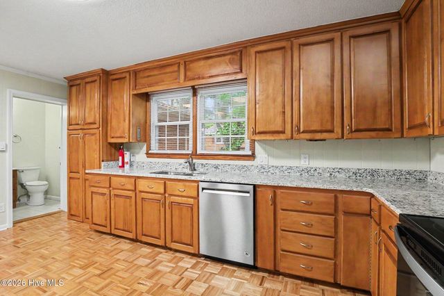645 N Page Street, Southern Pines, NC 28387