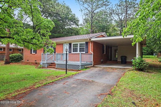 645 N Page Street, Southern Pines, NC 28387