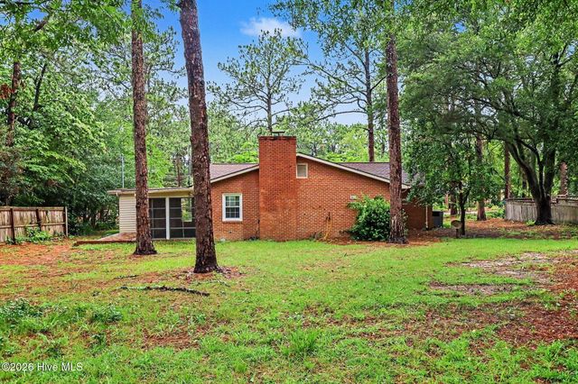 645 N Page Street, Southern Pines, NC 28387