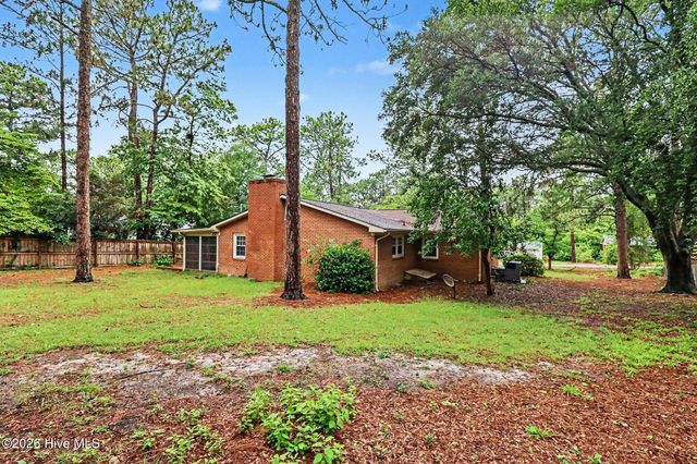 645 N Page Street, Southern Pines, NC 28387