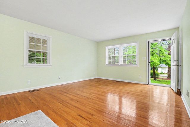 645 N Page Street, Southern Pines, NC 28387