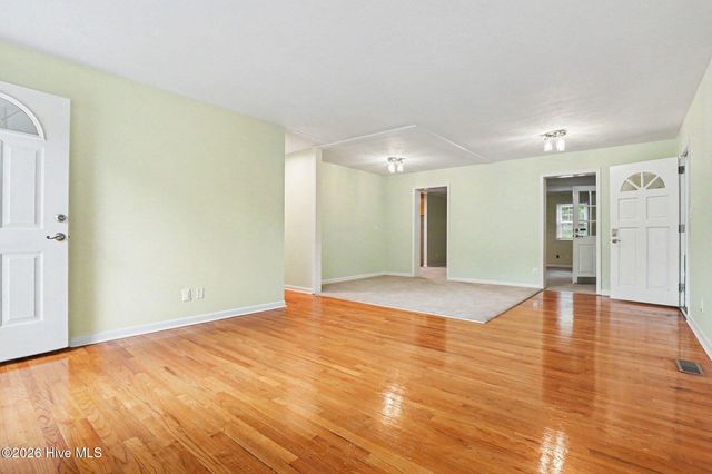 645 N Page Street, Southern Pines, NC 28387