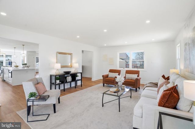 9077 BROOK FORD RD, Burke, VA 22015