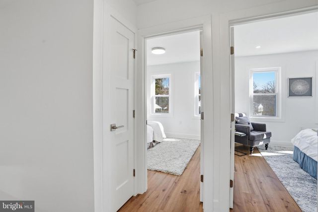 9077 BROOK FORD RD, Burke, VA 22015