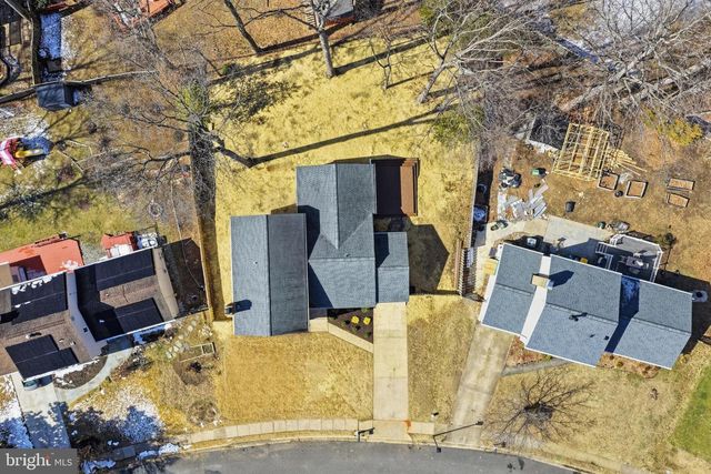 9077 BROOK FORD RD, Burke, VA 22015