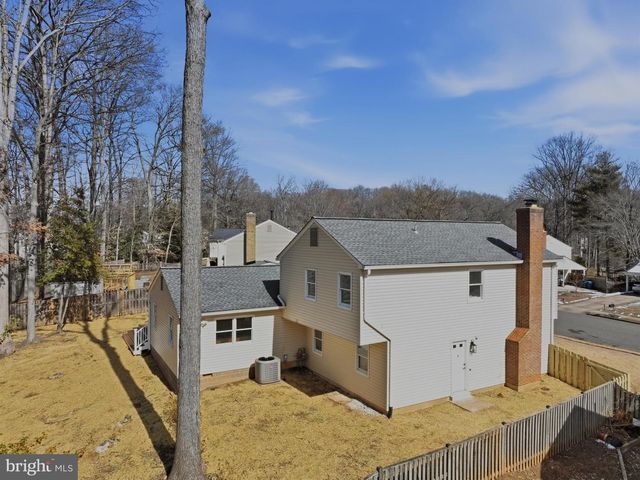 9077 BROOK FORD RD, Burke, VA 22015