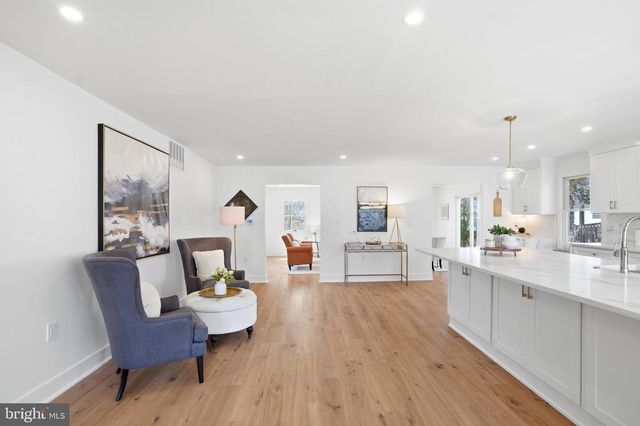 9077 BROOK FORD RD, Burke, VA 22015