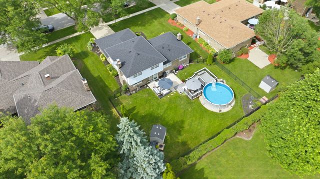 3313 Pitcher Drive, Darien, IL 60561