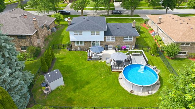 3313 Pitcher Drive, Darien, IL 60561