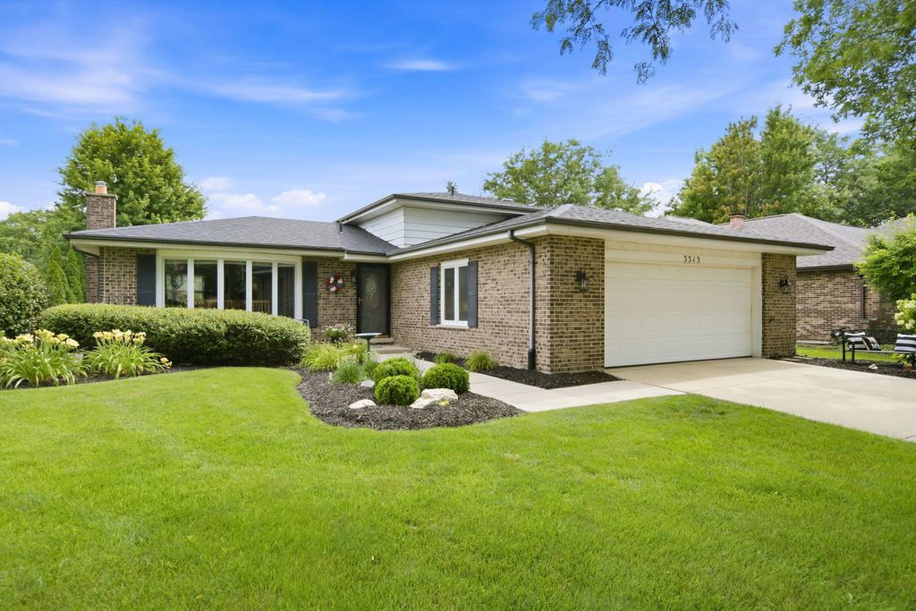 3313 Pitcher Drive, Darien, IL 60561