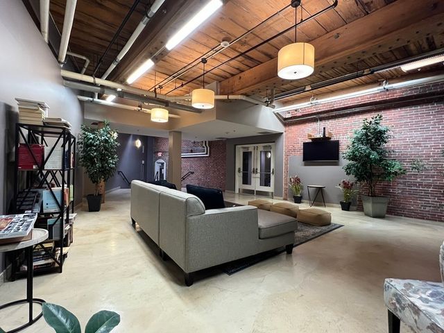 35 Riverwalk Way R114, Lowell, MA 01854