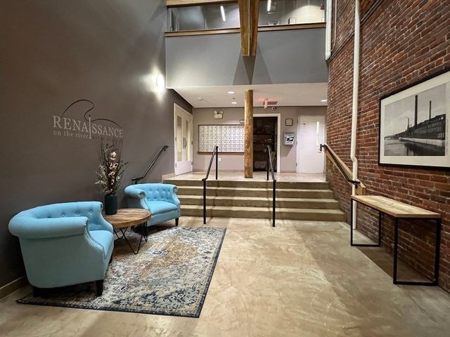 35 Riverwalk Way R114, Lowell, MA 01854