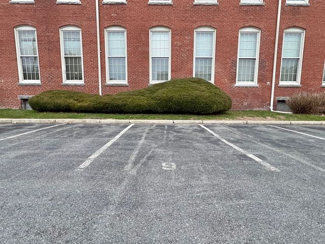 35 Riverwalk Way R114, Lowell, MA 01854