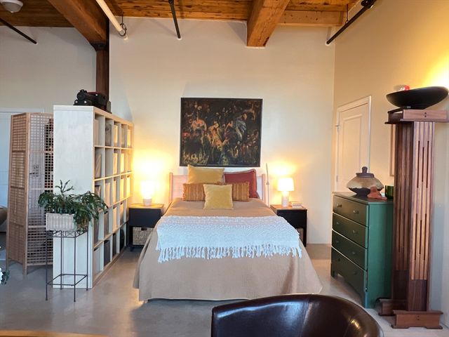 35 Riverwalk Way R114, Lowell, MA 01854