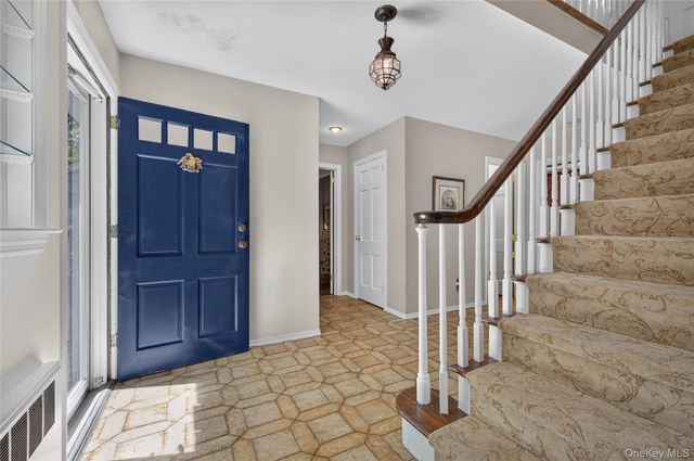 325 Birch Hill Road, Locust Valley, NY 11560
