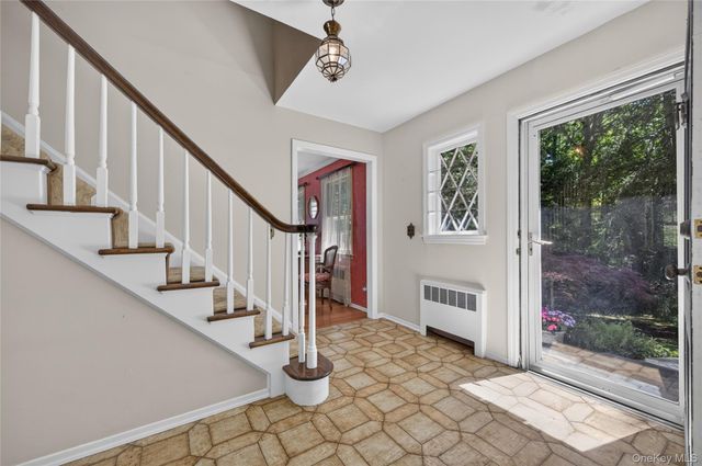 325 Birch Hill Road, Locust Valley, NY 11560