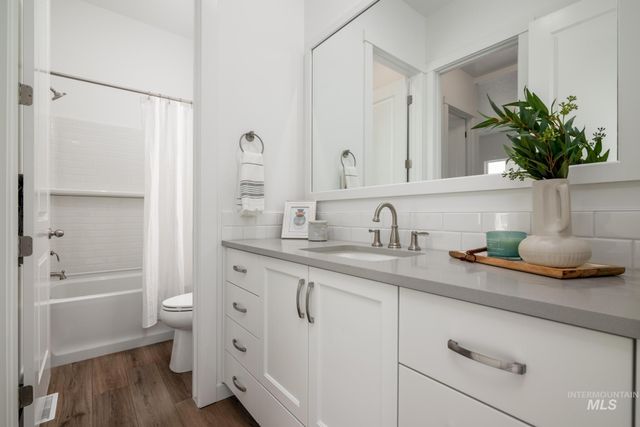 320 Orrison St, Caldwell, ID 83607