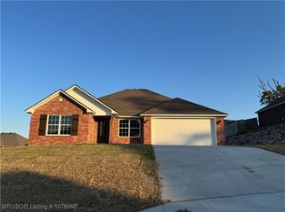 2028 Wisteria Lane, Van Buren, AR 72956