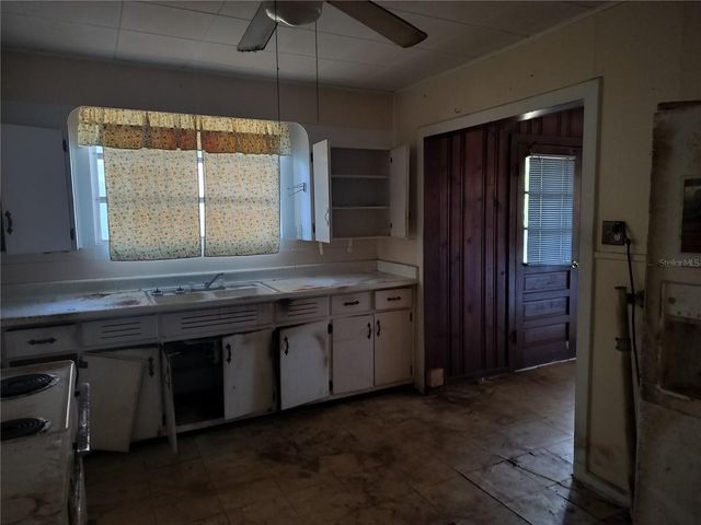 2217 AVENUE F NW, Winter Haven, FL 33880