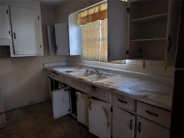 2217 AVENUE F NW, Winter Haven, FL 33880