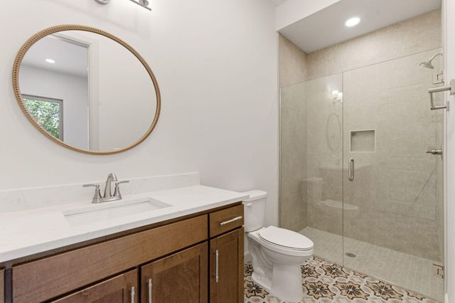 2312 Los Amigos Lane NW, Albuquerque, NM 87104