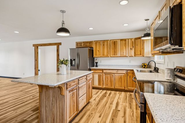 233 Ralph Spivey Ln, Gainesboro, TN 38562