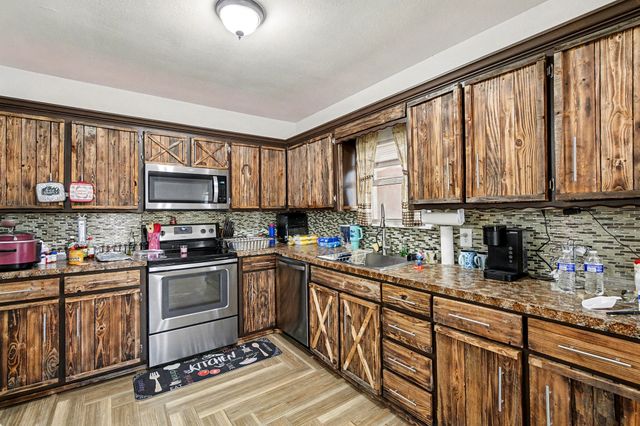 501 S College Street, Itasca, TX 76055